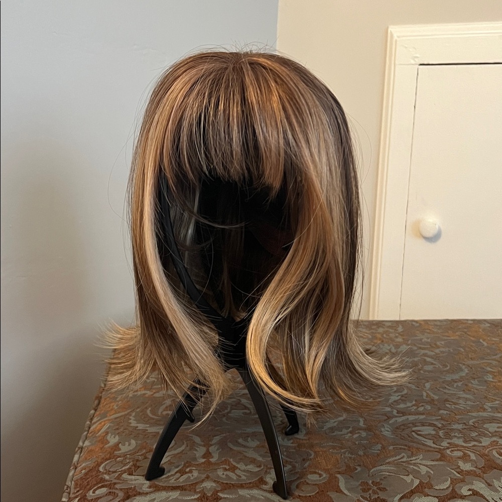 Elegant Multi-Tone Women's Wig